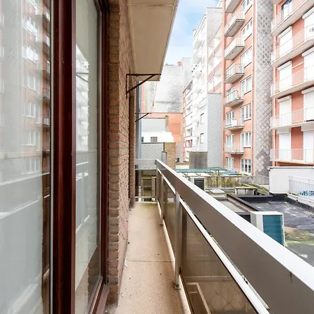 2 Bedroom Apartment, Near Epernay Square Middelkerke