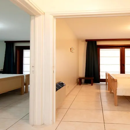2 Bedroom Apartment, Near Epernay Square Middelkerke