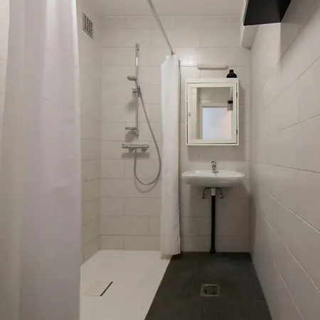 2 Bedroom Apartment, Near Epernay Square Apartment Middelkerke