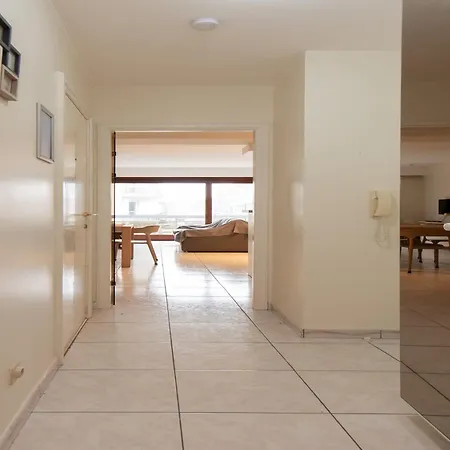 2 Bedroom Apartment, Near Epernay Square * Middelkerke