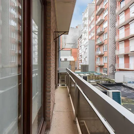 2 Bedroom Apartment, Near Epernay Square Middelkerke