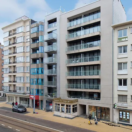 2 Bedroom Apartment, Near Epernay Square Middelkerke